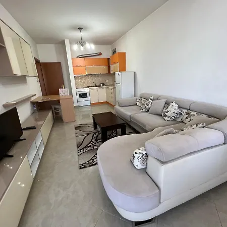 James Apartment *